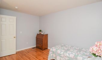 22 Sargent Rd, Brookline, NH 03033