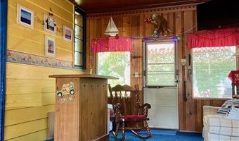 135 Ridgeland Dr, Amherst, OH 44001