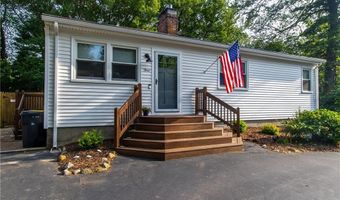 3 Onondega Rd, Narragansett, RI 02882