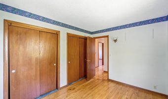 1404 Nile Kinnick Dr S, Adel, IA 50003
