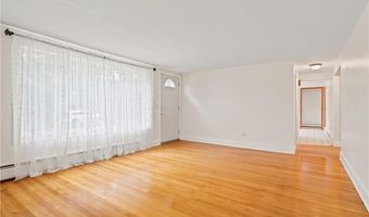 23 Alton Ave, Cumberland, RI 02864