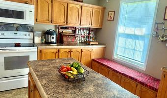 190 HOLLAND Cir, Axton, VA 24054