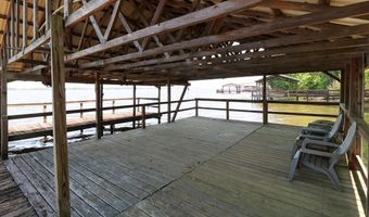 407 Lakeshore Dr, Bainbridge, GA 39819