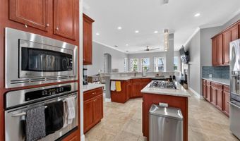 5722 SEA TROUT Pl, Apollo Beach, FL 33572