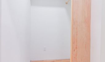 118 NEWMAN Ave 1, Bayonne, NJ 07002
