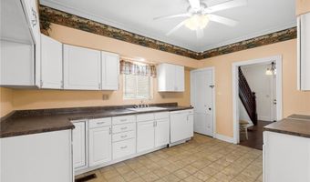 3302 College Ave, Alton, IL 62002