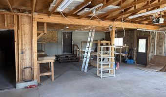 3060 W 2500 N N, Arco, ID 83213