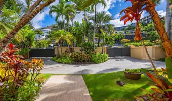 756 Mokulua Dr, Kailua, HI 96734