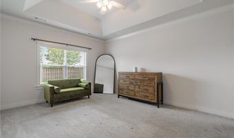 890 Clark Cir, Bentonville, AR 72713