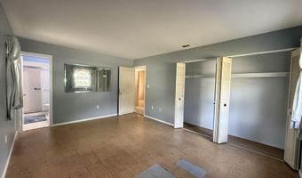 19 Courtland Ln, Aberdeen, NJ 07747