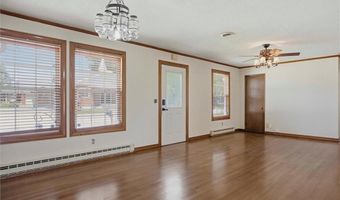 115 S Mulberry St, Adrian, MO 64720