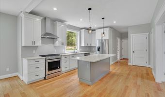 396 Goose Ln, Coventry, CT 06238