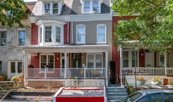 922 PEAR St, Reading, PA 19601