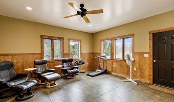 2245 Colestin Rd, Ashland, OR 97520