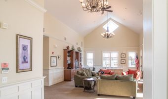 15 Caldwell Ter, Danbury, CT 06810