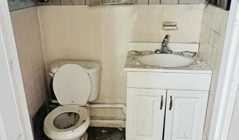 5 Consaul Rd, Albany, NY 12205