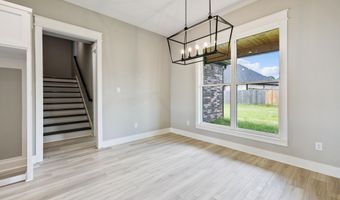 6048 Majestic Waters Dr, Benton, AR 72019
