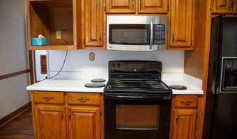 298 S Main St, Baxley, GA 31513