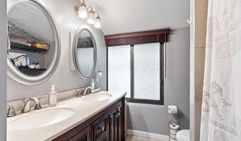 7 Longwood Dr 212, Andover, MA 01810