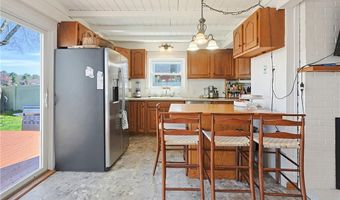 33 Airy Acres Dr, Glocester, RI 02814