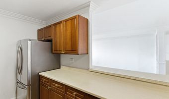 6 Whittier Place 17D, Boston, MA 02114