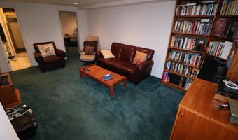 6113 DUNLEER Ct, Bethesda, MD 20817