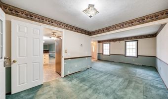 215 Rustic Hill Ln, Amherst, OH 44001