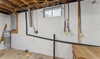 104 W Oak St, Archie, MO 64725