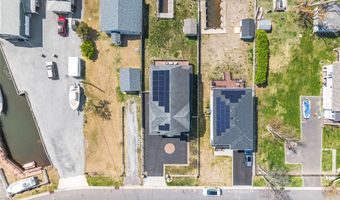 83 Central Ave, Amityville, NY 11701
