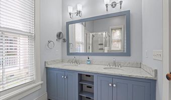 217 Whelk Rd, Beaufort, SC 29906