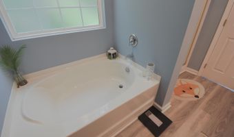 5789 Pine St, Bailey, NC 27807