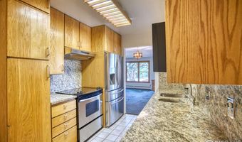 5511 Pioneer Rd, Boulder, CO 80301
