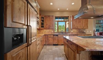 320 Chapman Ln, Bigfork, MT 59911