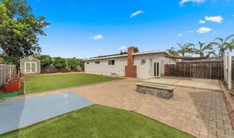 665 Foy Ln, Escondido, CA 92025