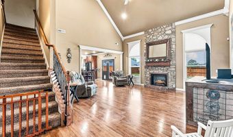 2711 SE 7Th St, Bentonville, AR 72712