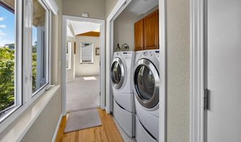 1011 Canyon Park Dr, Ashland, OR 97520