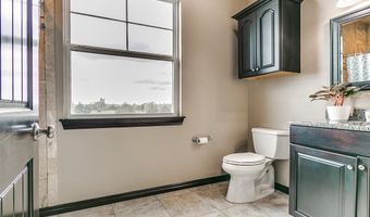 3918 S 4th St, Chickasha, OK 73018