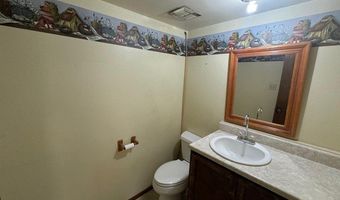 702 W Main St, Artesia, NM 88210