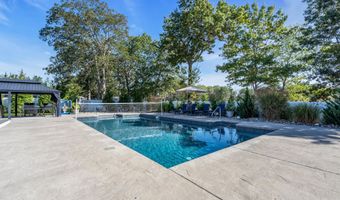 23 Pelican Dr, Bayville, NJ 08721