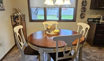 204 NE 21st Ave, Aberdeen, SD 57401