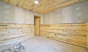 951 Swede Lake Trl SW, Backus, MN 56435