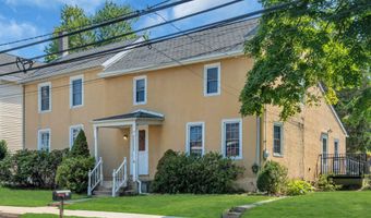 19 High St, Allentown, NJ 08501
