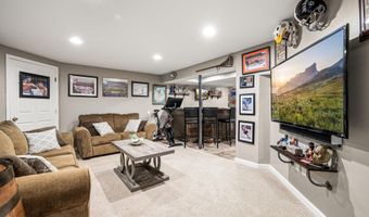 42 EMERALD RIDGE Dr, Bear, DE 19701