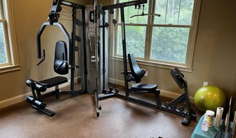 806 Heather Ln, Altamont, NY 12009