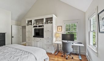 74 Charter Rd, Acton, MA 01720