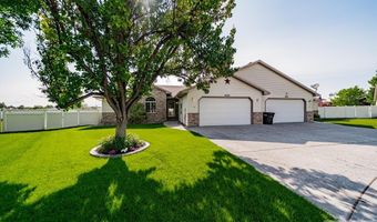3696 E Silverwood Cir, Ammon, ID 83406