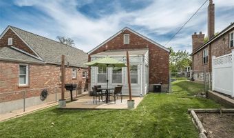 6615 Mardel Ave, St. Louis, MO 63109