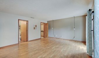 8459 Seattle Slew Ln, Indianapolis, IN 46217