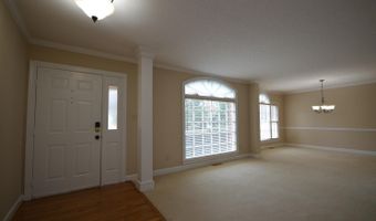 1006 W Saint Helena Pl, Apex, NC 27502