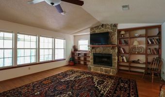 407 Lakeshore Dr, Bainbridge, GA 39819